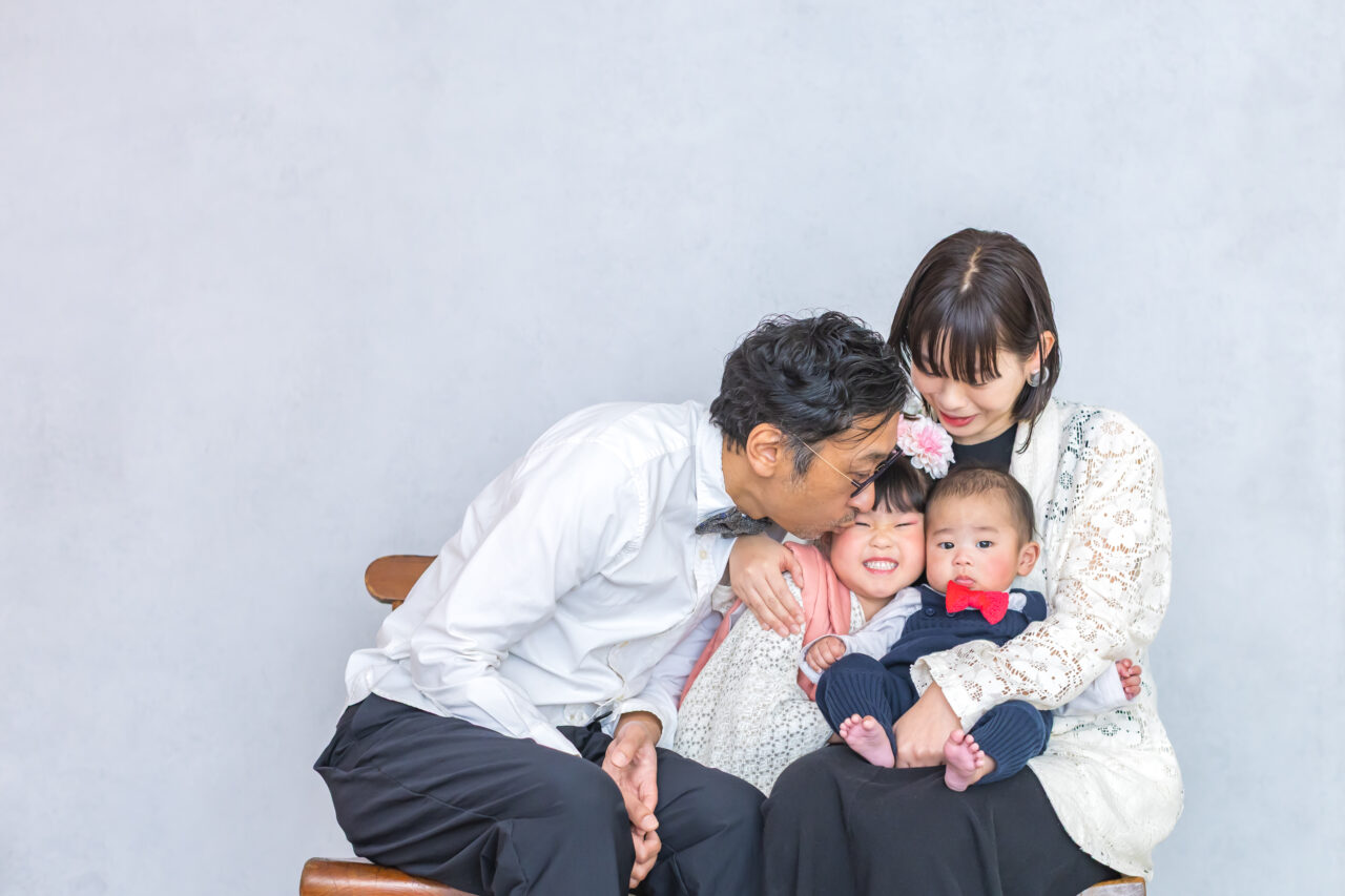 墨田区の子供写真館。ハーフバースデーや誕生日や七五三などの記念撮影は花と星フォトスタジオがおすすめ。